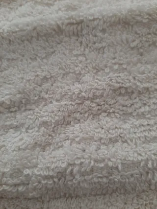 Due coordinati di spugna in cotone. Nuovi