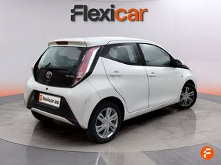 Toyota Aygo 1.0 70 x-play