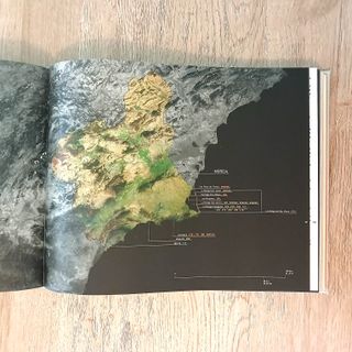 L ́arquitectura del sol / Sunland Architecture