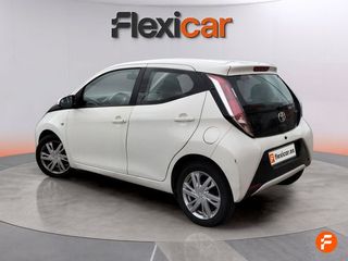 Toyota Aygo 1.0 70 x-play