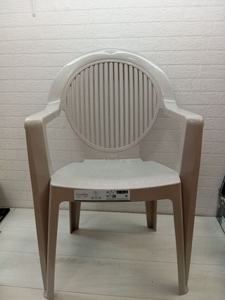 Silla de plástico GROSFILLEX