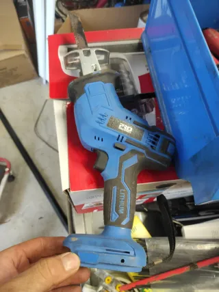 Sierra de mano a batería LITHIUM