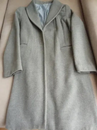Abrigo gris mujer