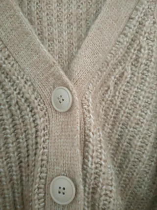 Rebeca punto grueso beige