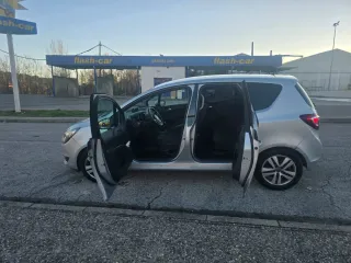Opel Meriva 2015