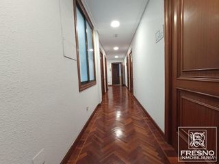 Oficina en alquiler en Centro - Ayuntamiento en Santander