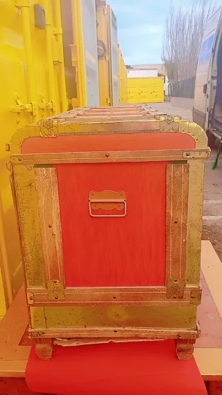 Baúl antiguo para restaurar