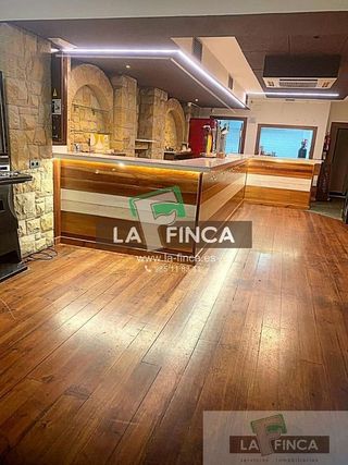 Local comercial en venta en Carreño