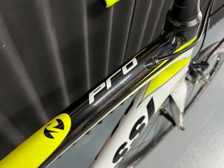 Bicicleta de carretera Massi Carbon Pro