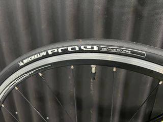 Bicicleta de carretera Massi Carbon Pro