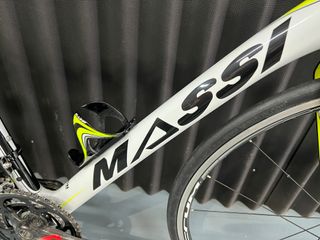 Bicicleta de carretera Massi Carbon Pro