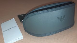 Giorgio Armani custodia e Astuccio per Occhiali