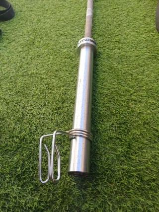 Barra y discos bumper para CrossFit