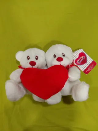 Peluche de osos con corazón