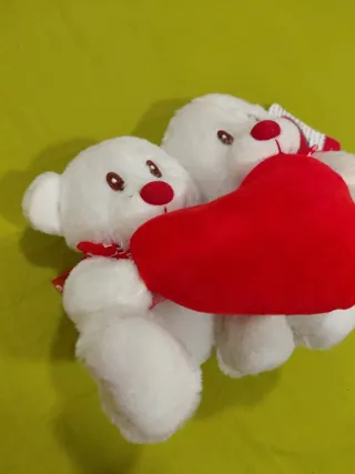 Peluche de osos con corazón