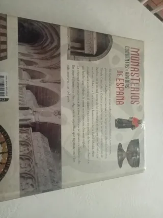 Monasterios, conventos y abadías de España. Libro.