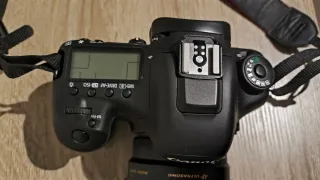 Cámara Canon + Objetivo Tamron 150-600 m G2