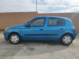 Renault Clio 2002