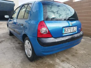 Renault Clio 2002