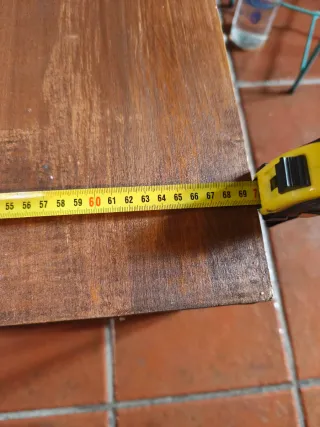 Mesa de centro madera y metal 70 por 70.alto 43