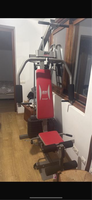 BH Máquina Multifunción Fitness