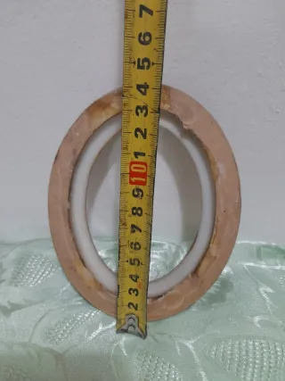 Cornice tonda in resina color oro