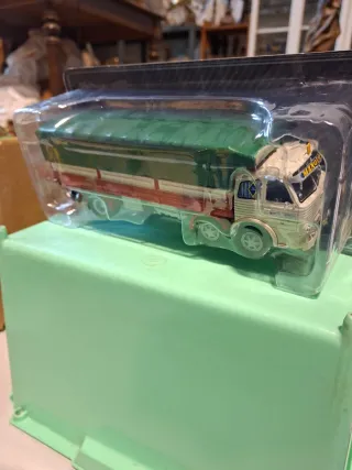 Barreiros Manolo Escobar 1:43