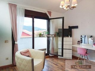 Casa adosada en venta en Soto del Barco