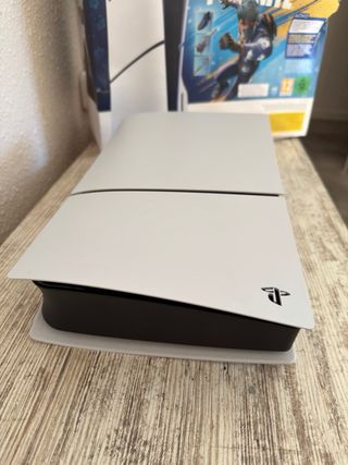 PS5 Slim 1TB Blanca Poco Uso.