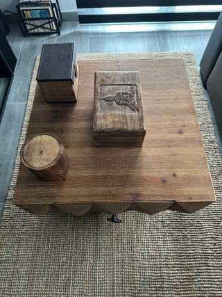 Mesa de centro de madera