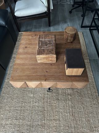 Mesa de centro de madera