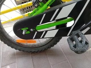 Bicicleta infantil verde Para niños de 4 a 6 años