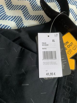 Camiseta bullpadel specialist negra tirantes