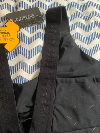 Camiseta bullpadel specialist negra tirantes