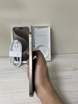 iPhone 15 pro max COMO NUEVO !