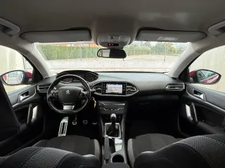 Peugeot 308 2016