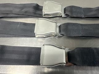 3 Cinturones de Seguridad de Avión