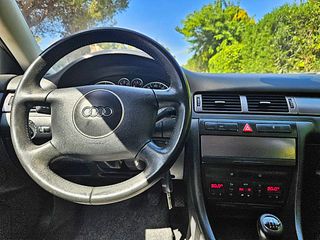 Audi A6 2003 2.4 V6 170 CV