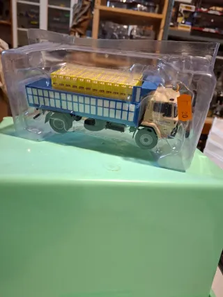 Ebro Miguel y Clara 1:43