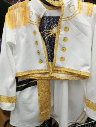 Disfraz Kpop Blanco y Dorado Talla 120