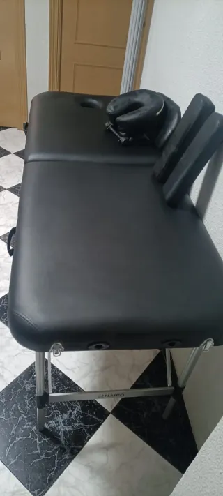 Camilla masaje con altura regulable, buen estado