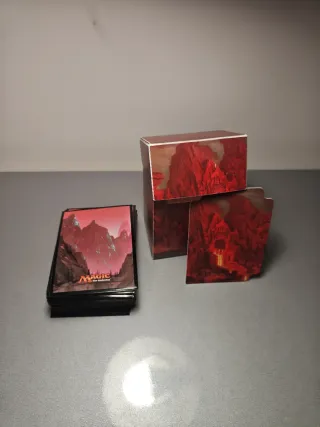 Caja Magic The Gathering 80+ (con 80 fundas)