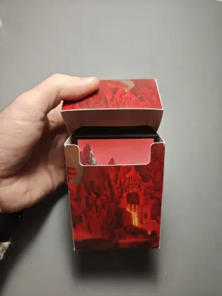 Caja Magic The Gathering 80+ (con 80 fundas)