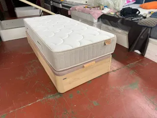 90x200 CAMA FLEX DE EXPOSICIÓN