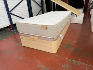 90x200 CAMA FLEX DE EXPOSICIÓN