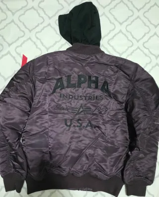 Chaqueta Alpha Industries con capucha Talla L