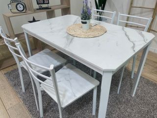 Mesa Comedor Marmol con 4 Sillas Metal