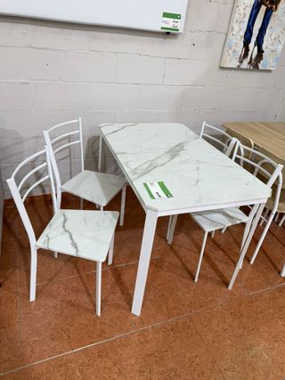 Mesa Comedor Marmol con 4 Sillas Metal