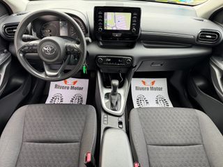 Toyota Yaris 1.5 120H Business Plus
