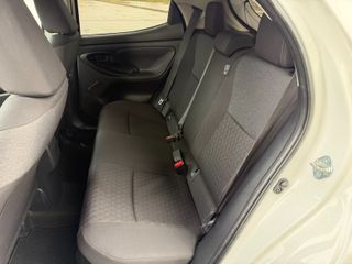 Toyota Yaris 1.5 120H Business Plus